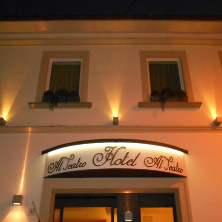 Al Teatro Otel Livorno Dış mekan fotoğraf