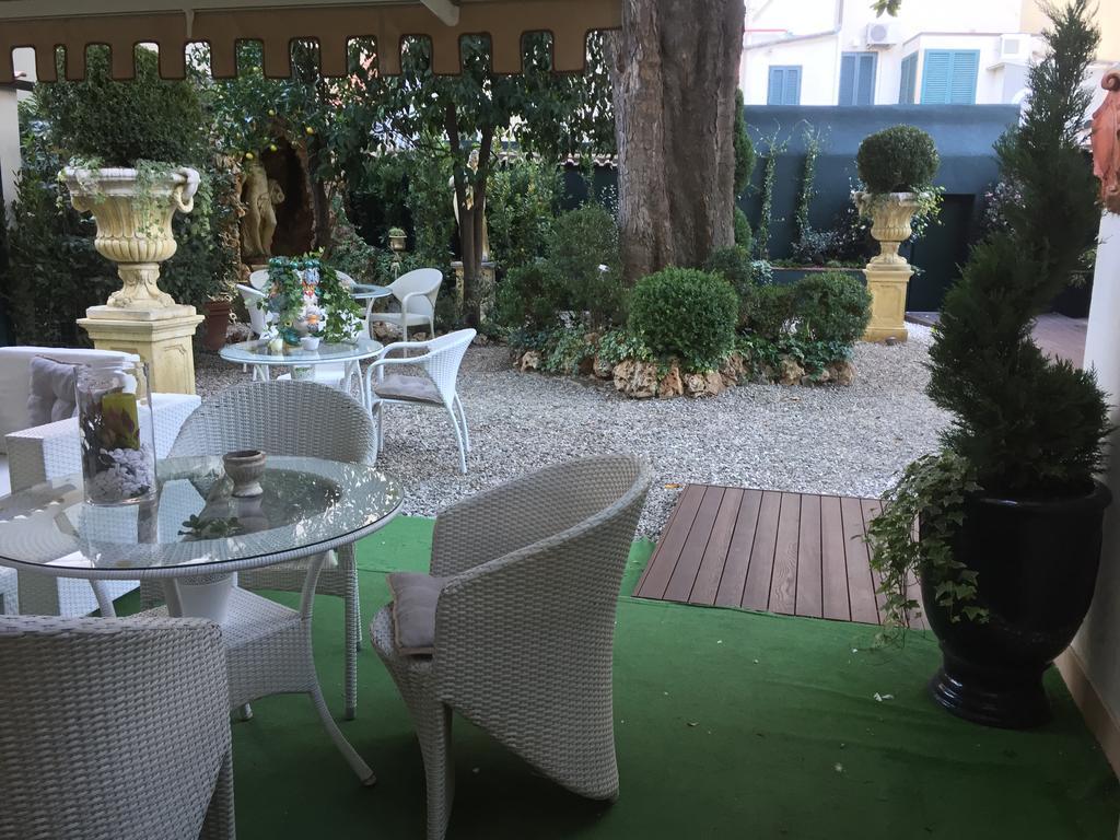 Al Teatro Otel Livorno Dış mekan fotoğraf